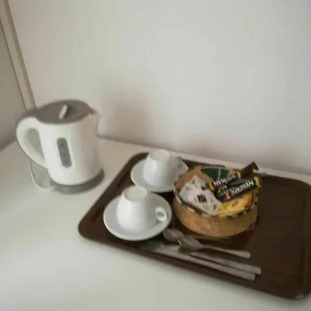 Testa Gioacchino Couette-café Rome