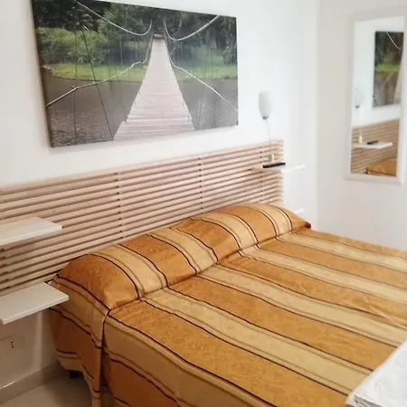 Testa Gioacchino B&B Рим