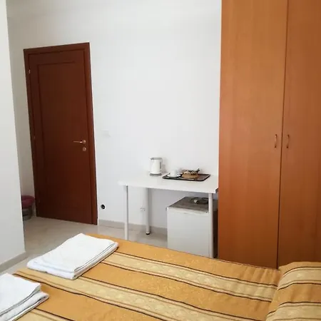 Testa Gioacchino B&B 3*