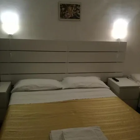 Testa Gioacchino B&B 3*