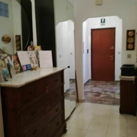 Testa Gioacchino Oda ve Kahvaltı 3*