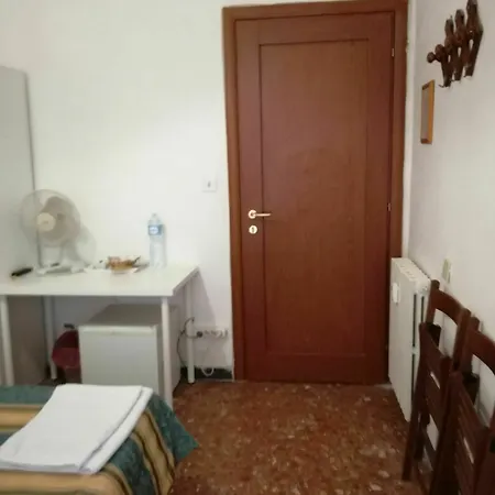 Testa Gioacchino Oda ve Kahvaltı