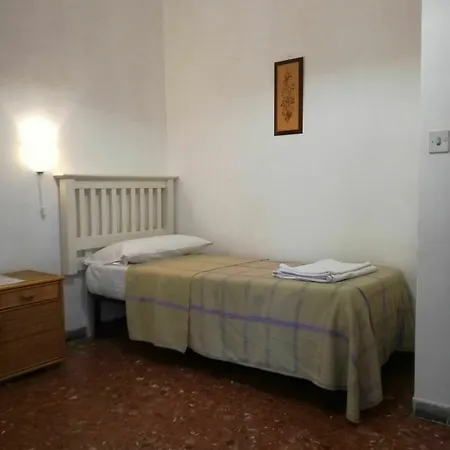 Oda ve Kahvaltı Testa Gioacchino